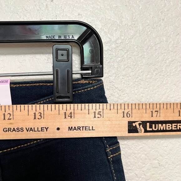 NWT Style & Co Cutoff‎ Bermuda Jean Shorts Size 4 - Picture 5 of 6